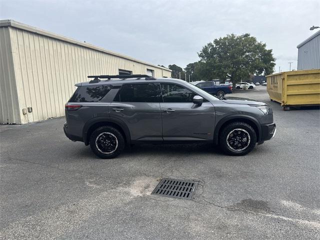 new 2025 Nissan Pathfinder car, priced at $39,187