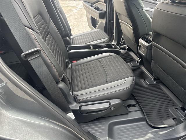 new 2025 Nissan Pathfinder car, priced at $39,187