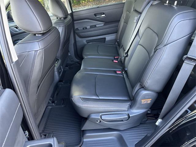new 2025 Nissan Pathfinder car, priced at $36,858