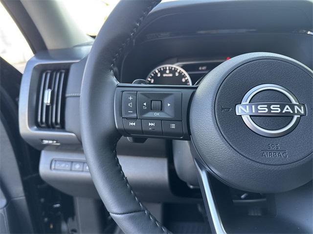 new 2025 Nissan Pathfinder car, priced at $36,858