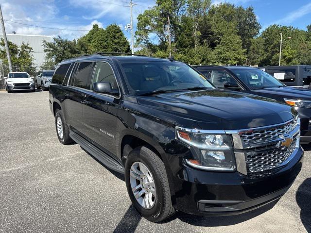 used 2017 Chevrolet Suburban car, priced at $20,900