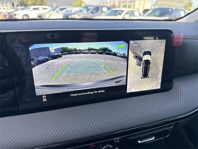 new 2025 Nissan Kicks car, priced at $25,585