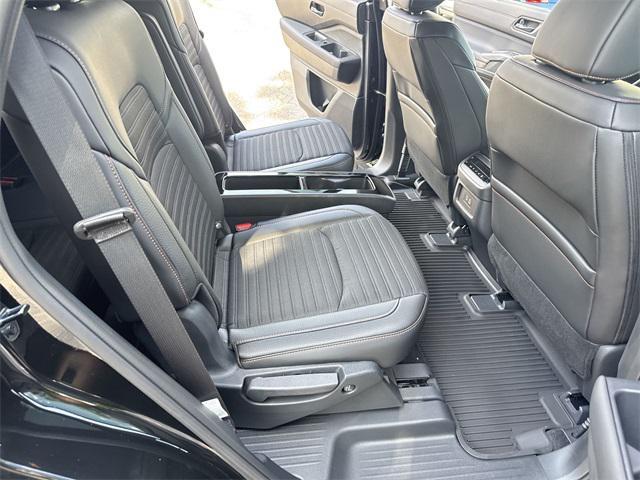 new 2025 Nissan Pathfinder car, priced at $43,088