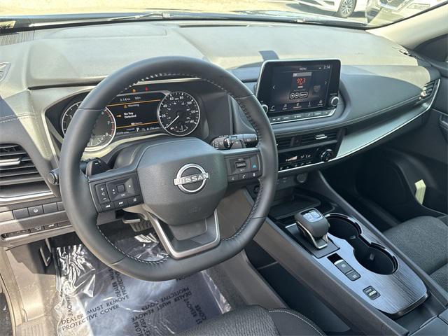 used 2025 Nissan Rogue car, priced at $28,900