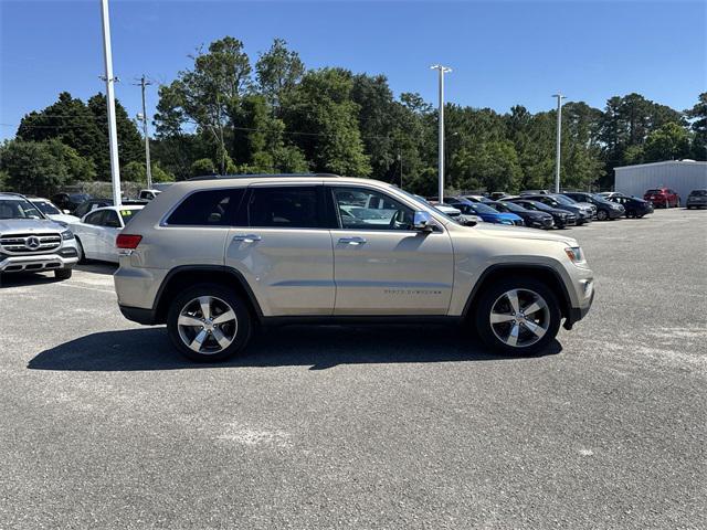 used 2014 Jeep Grand Cherokee car, priced at $12,900