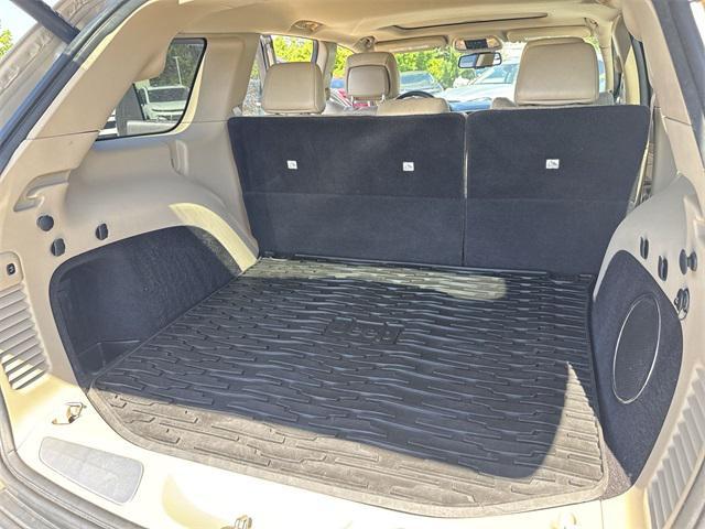 used 2014 Jeep Grand Cherokee car, priced at $12,900