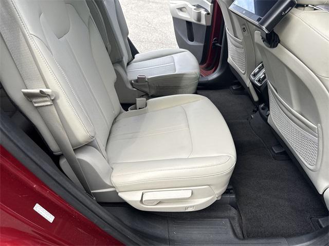 used 2022 Kia Sorento car, priced at $27,990