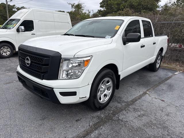 used 2023 Nissan Titan car, priced at $22,900