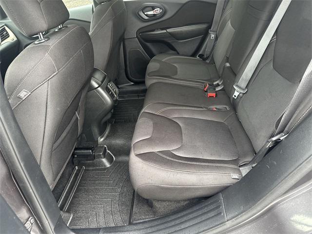 used 2015 Jeep Cherokee car, priced at $10,799