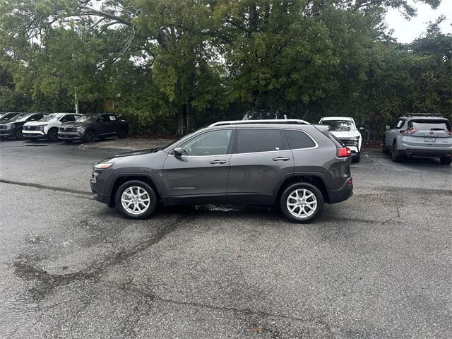 used 2015 Jeep Cherokee car, priced at $10,799