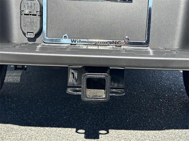 new 2025 Nissan Frontier car, priced at $41,856