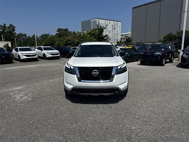 new 2025 Nissan Pathfinder car, priced at $37,492