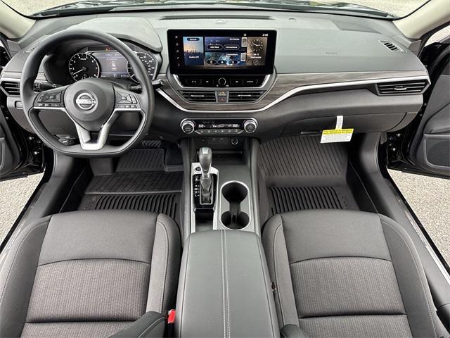 new 2025 Nissan Altima car, priced at $28,950