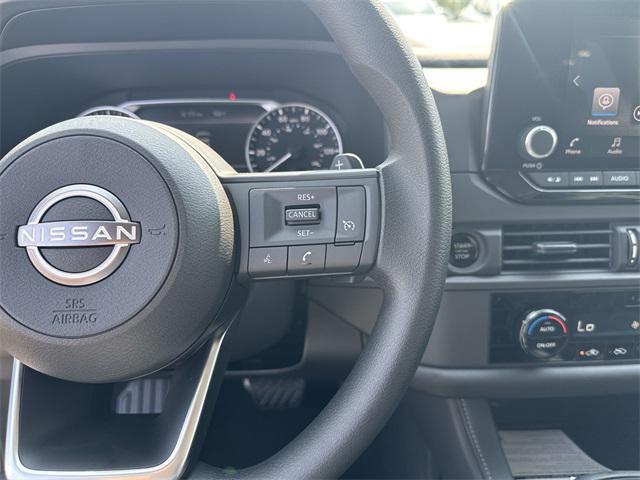 new 2025 Nissan Pathfinder car, priced at $37,492
