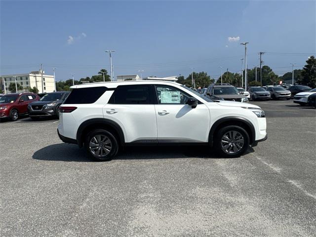 new 2025 Nissan Pathfinder car, priced at $37,492