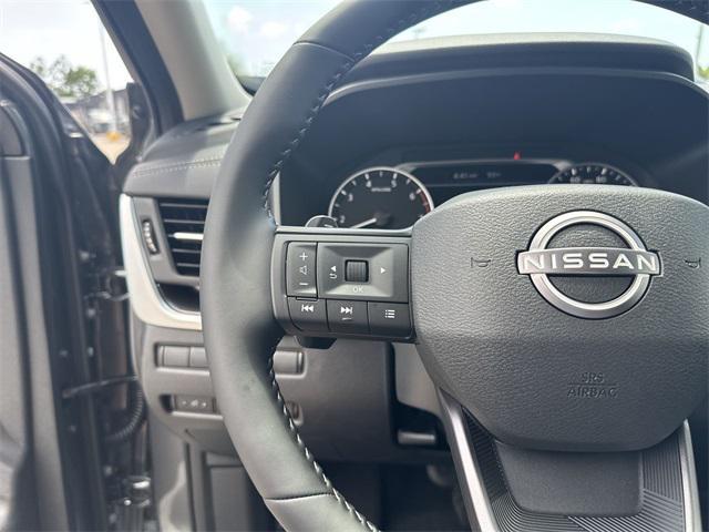 new 2025 Nissan Rogue car, priced at $29,994