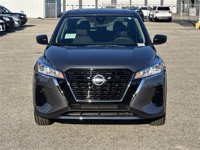 new 2025 Nissan Kicks car, priced at $21,946