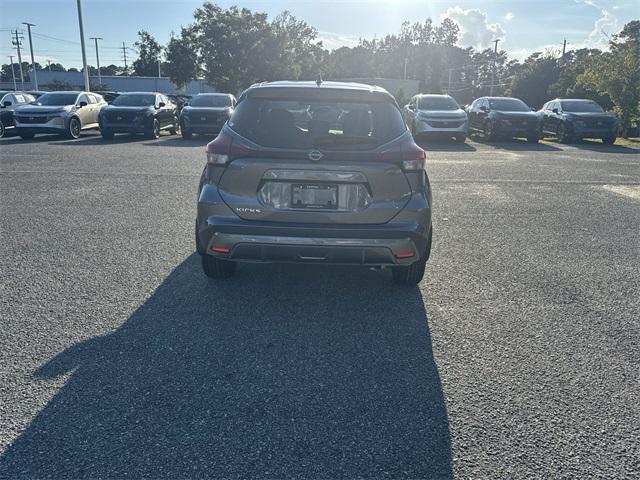 new 2025 Nissan Kicks car, priced at $21,946