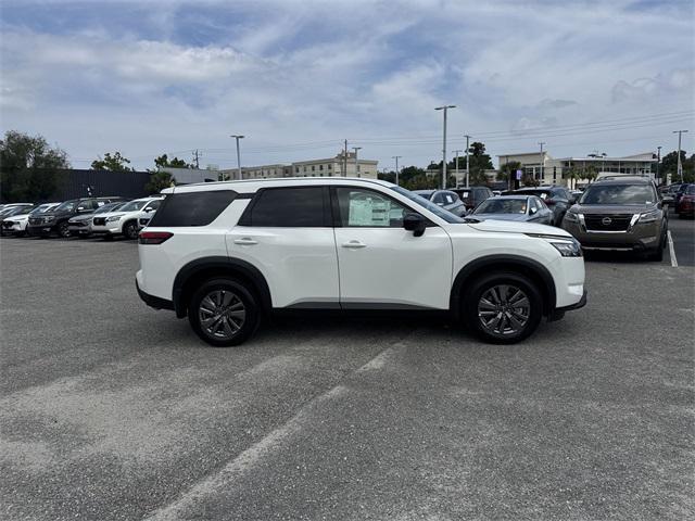 new 2025 Nissan Pathfinder car, priced at $37,492