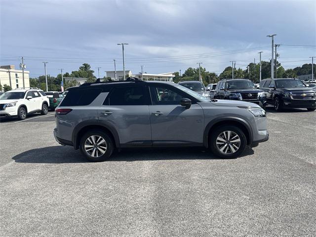 used 2022 Nissan Pathfinder car, priced at $32,900