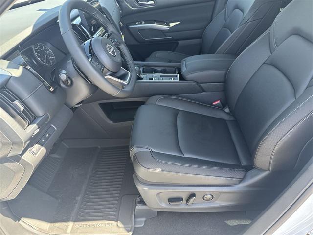 new 2025 Nissan Pathfinder car, priced at $41,506