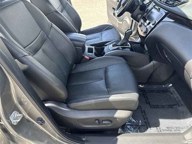 used 2021 Nissan Rogue Sport car, priced at $22,900
