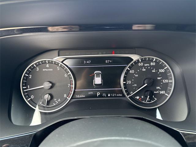 new 2025 Nissan Pathfinder car, priced at $42,989