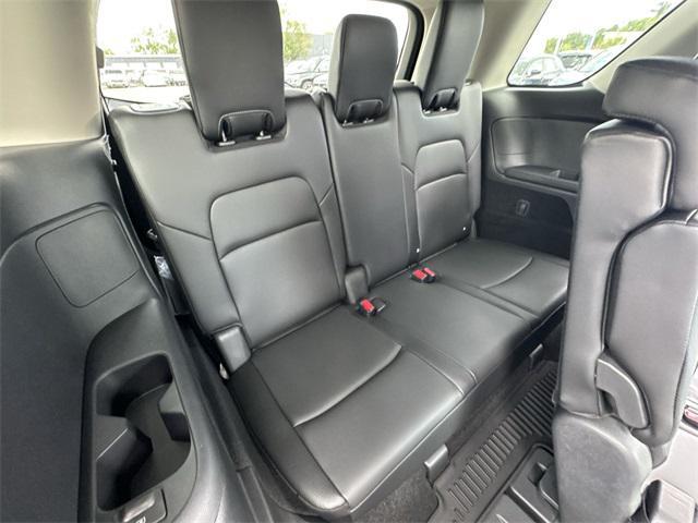 new 2025 Nissan Pathfinder car, priced at $42,989