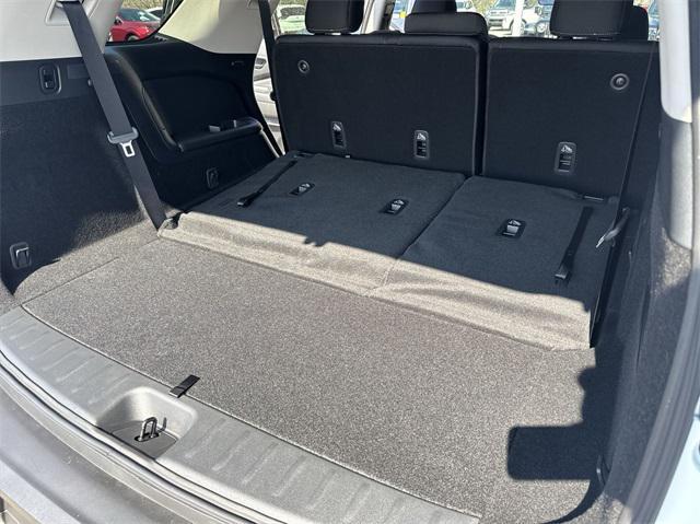 new 2025 Nissan Pathfinder car, priced at $35,353