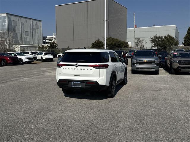 new 2025 Nissan Pathfinder car, priced at $35,353