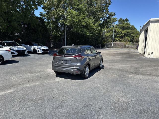 new 2025 Nissan Kicks car, priced at $21,946