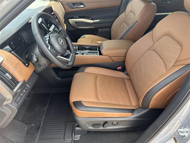 new 2025 Nissan Pathfinder car, priced at $48,065