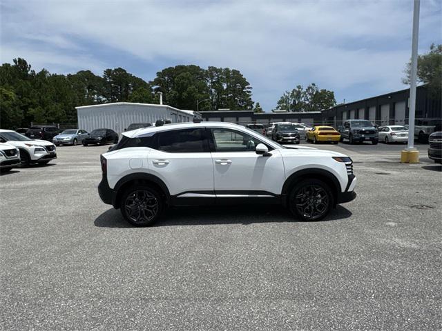 new 2025 Nissan Kicks car, priced at $28,207