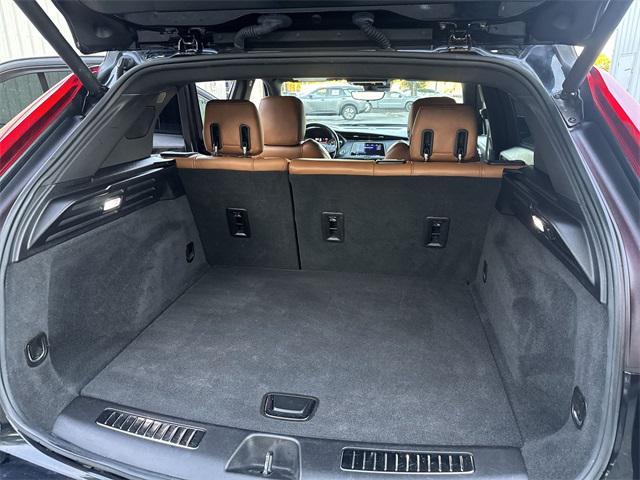 used 2019 Cadillac XT4 car, priced at $18,991