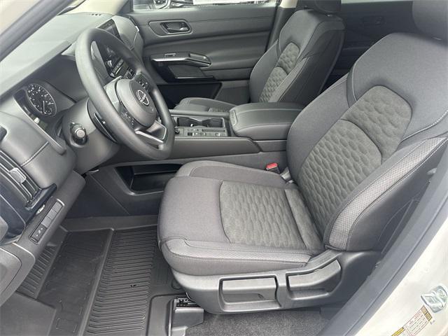 new 2025 Nissan Pathfinder car, priced at $30,383