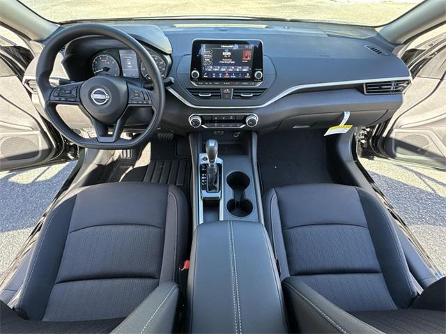 new 2025 Nissan Altima car, priced at $25,685