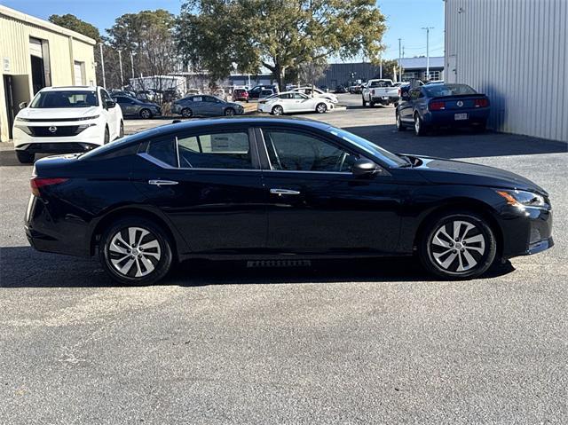 new 2025 Nissan Altima car, priced at $25,685