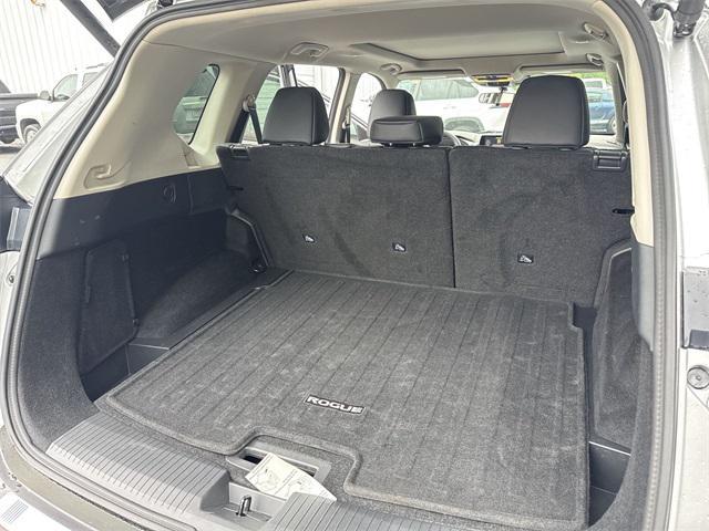 used 2021 Nissan Rogue car, priced at $21,900