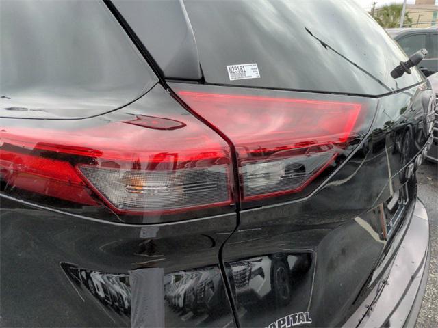 new 2025 Nissan Rogue car, priced at $29,576