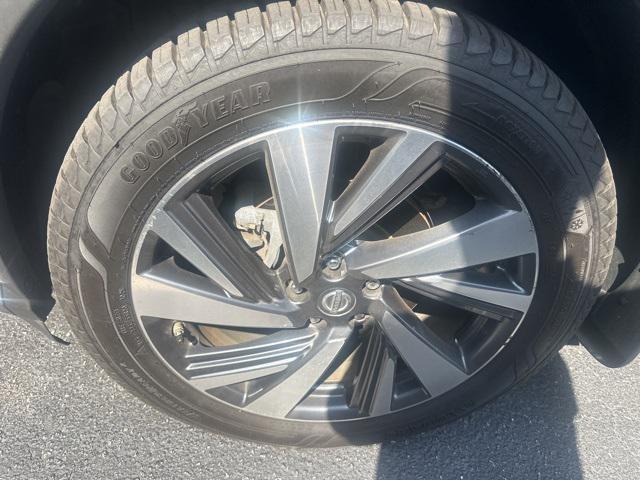 used 2016 Nissan Murano car, priced at $15,900