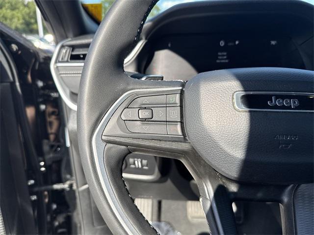 used 2024 Jeep Grand Cherokee car, priced at $34,590