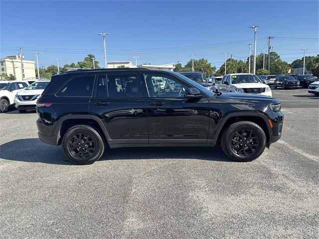 used 2024 Jeep Grand Cherokee car, priced at $34,590