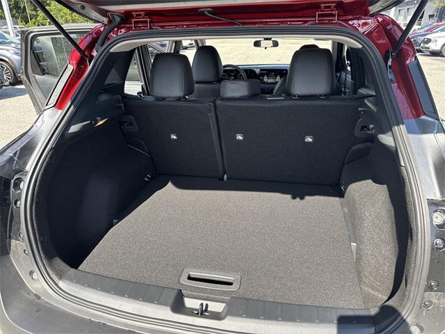 new 2025 Nissan Kicks car, priced at $25,458