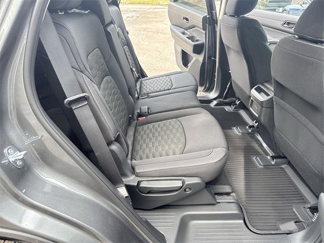 new 2025 Nissan Pathfinder car, priced at $35,937