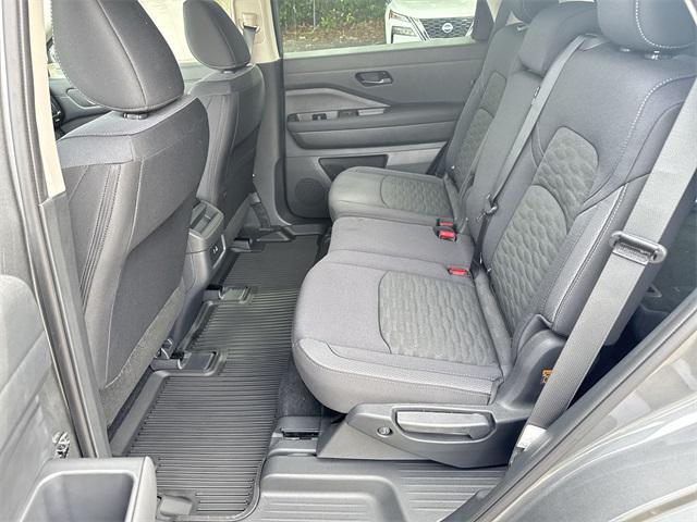 new 2025 Nissan Pathfinder car, priced at $35,937