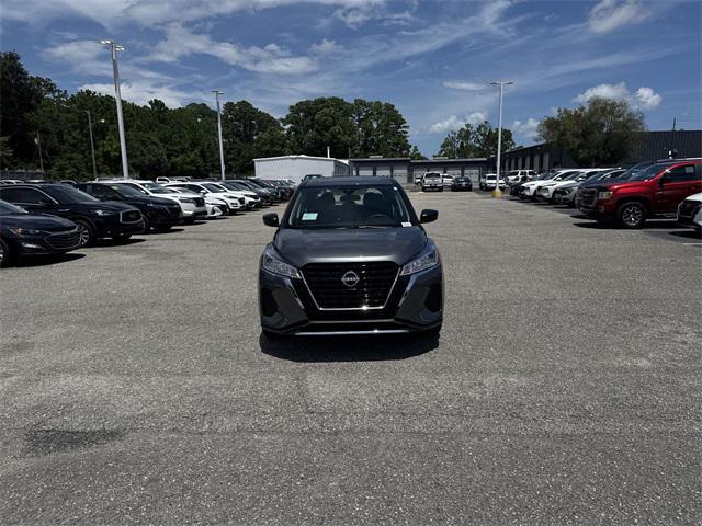 new 2025 Nissan Kicks car, priced at $23,242