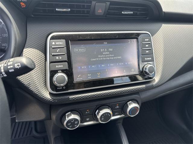 new 2025 Nissan Kicks car, priced at $23,242