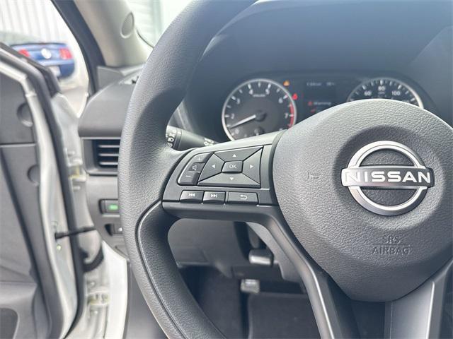 new 2025 Nissan Sentra car, priced at $22,193