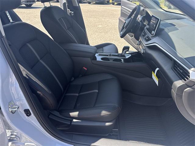 new 2025 Nissan Altima car, priced at $29,895