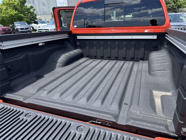 new 2025 Nissan Frontier car, priced at $39,642